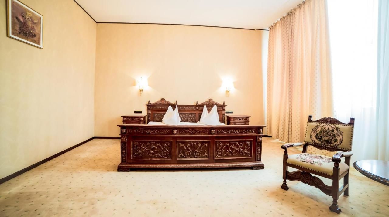 Отель Hotel Imperial Inn Тыргу-Муреш-13