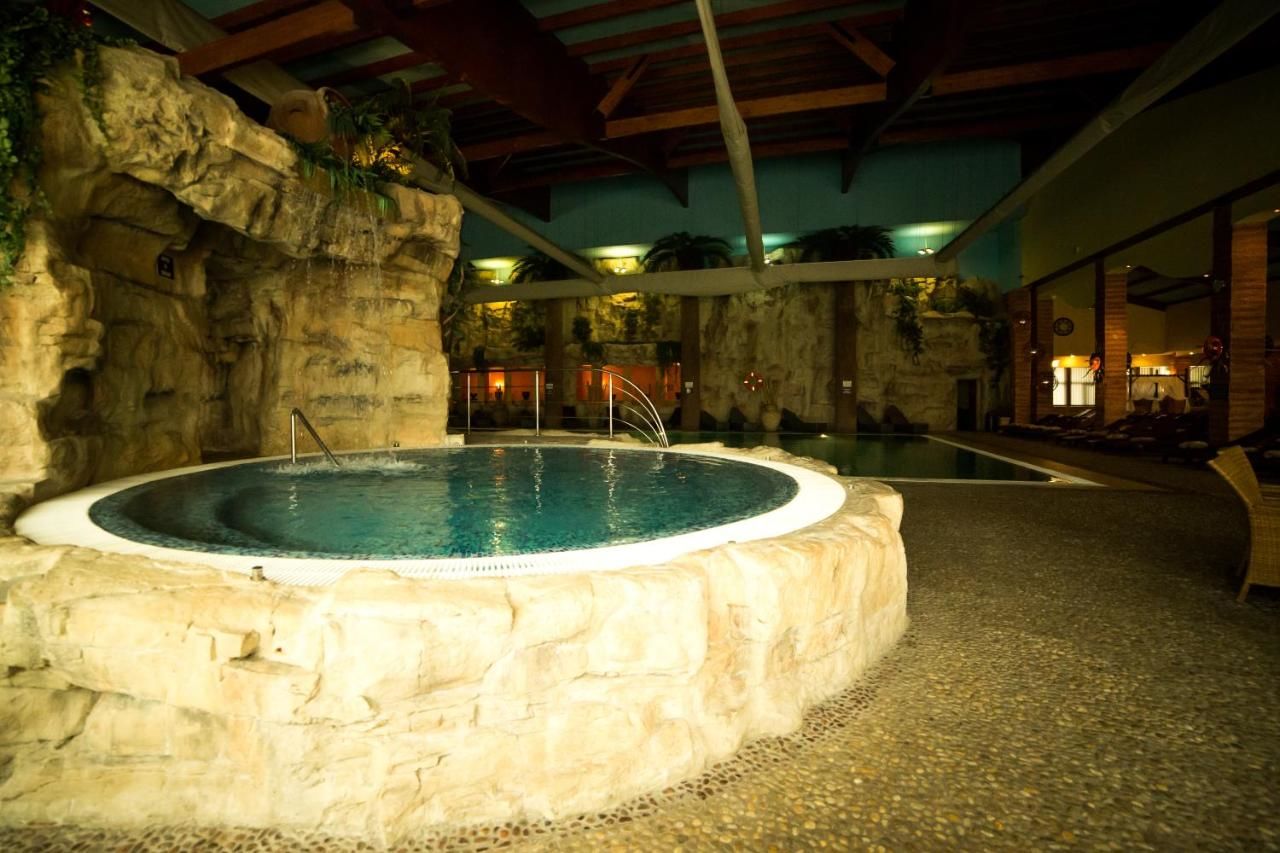 Отель Hotel Imperial Inn Тыргу-Муреш-15
