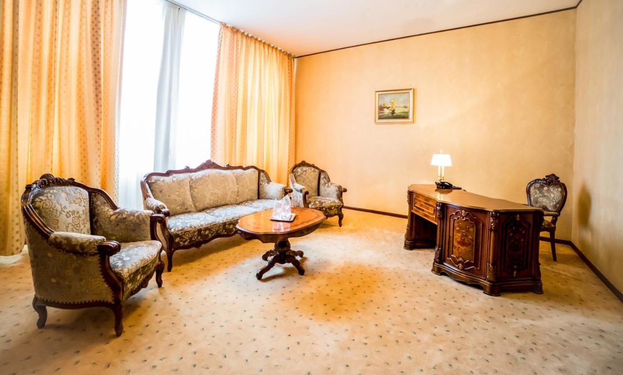 Отель Hotel Imperial Inn Тыргу-Муреш-19