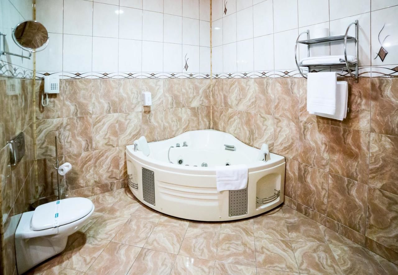 Отель Hotel Imperial Inn Тыргу-Муреш-20