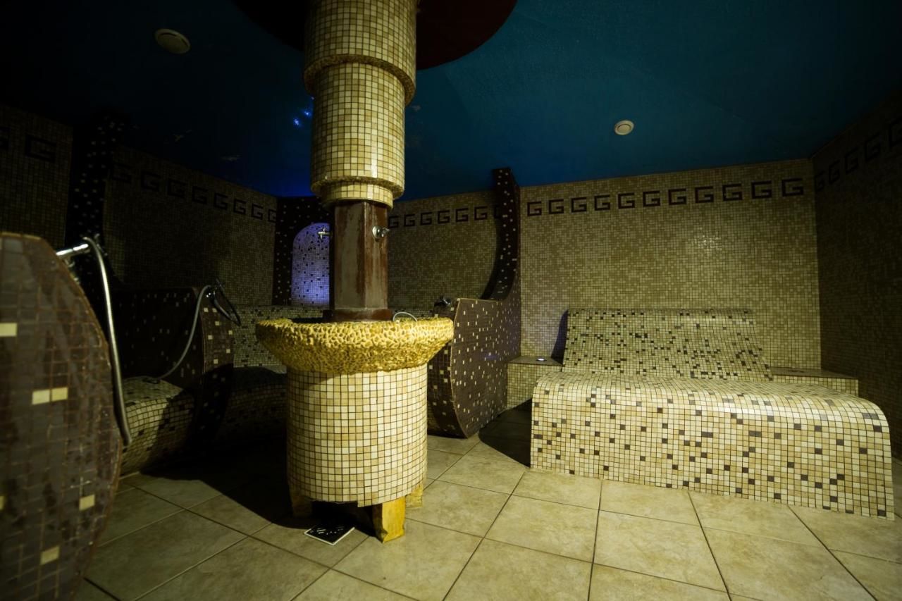 Отель Hotel Imperial Inn Тыргу-Муреш-40