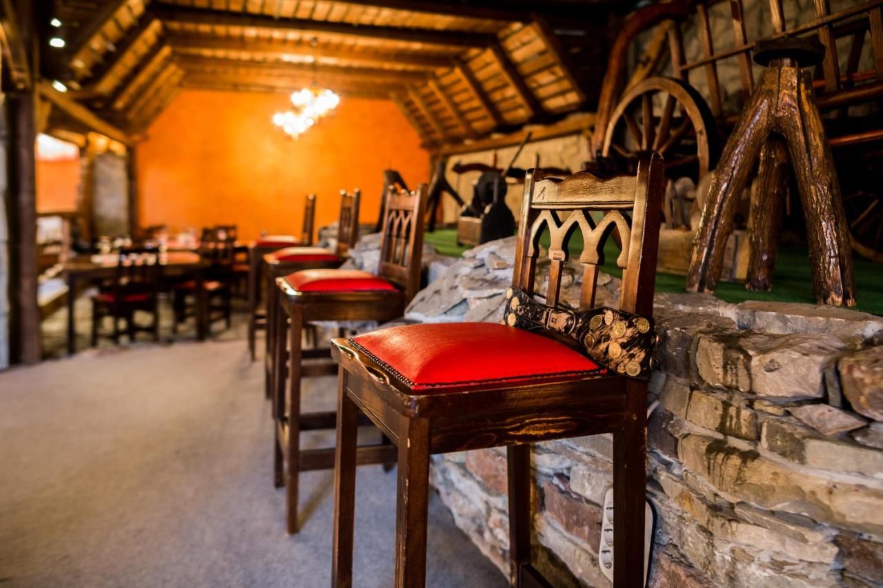 Отель Hotel Imperial Inn Тыргу-Муреш-42